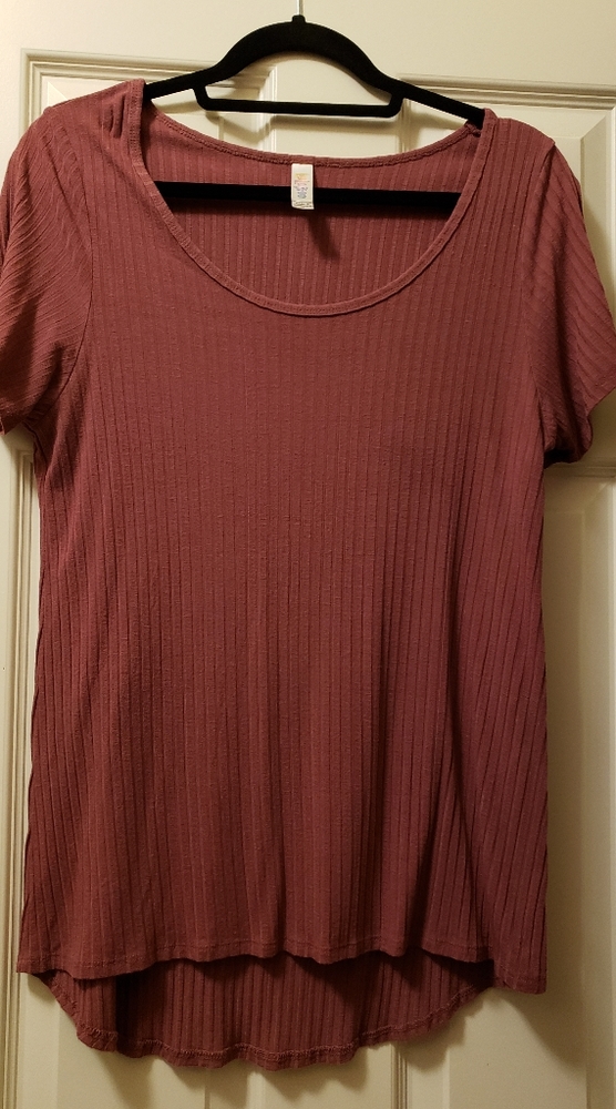 Classic ribbed tee. Lularoe